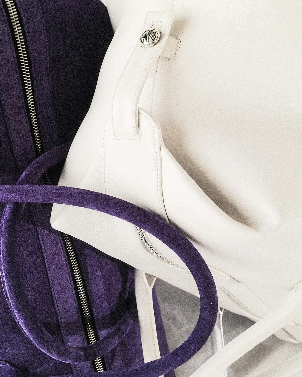 MARY POPPINS BAG white leather hardware detail